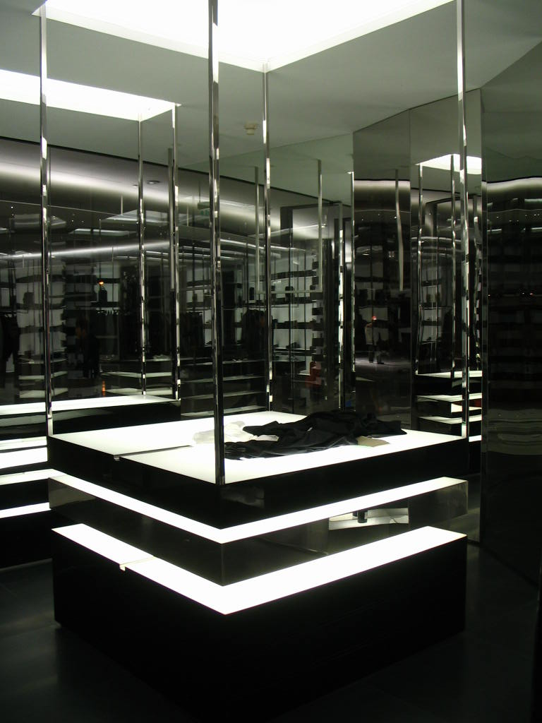 男装上海专卖店（施工图及实景）